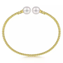 Load image into Gallery viewer, 14K Yellow Gold Bujukan Pearls Split Bangle
