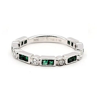 14k White Gold 0.45 Ct Emerald, 0.16 Ct Diamond Band