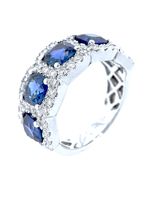 18K White Gold 3.74Ct Sapphire, 0.90Ct Diamond band