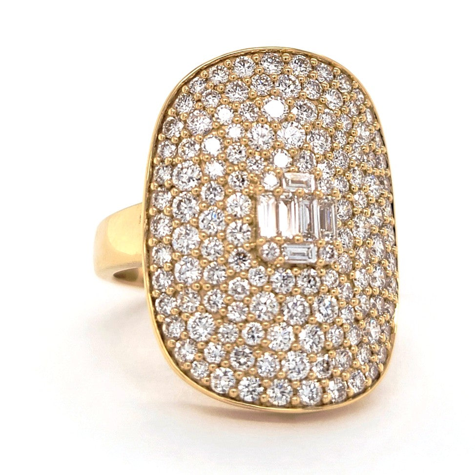18K Yellow Gold 2.27Cts Diamond Ring with Baguette and Round Diamonds, Size 7.0
