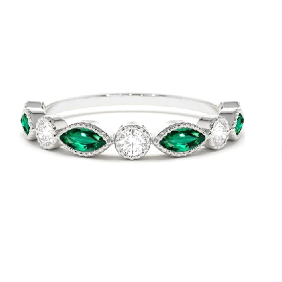 14k White Gold 0.38Ct Emerald, 0.16Ct Diamond Band