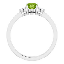 Load image into Gallery viewer, 14k White Gold 1.75Ct Peridot, 0.17Ct Diamond Ring
