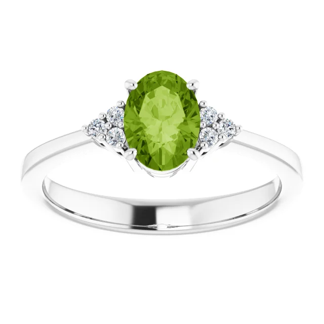 14k White Gold 1.75Ct Peridot, 0.17Ct Diamond Ring